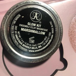 Sweets Glow kit (limited edition)